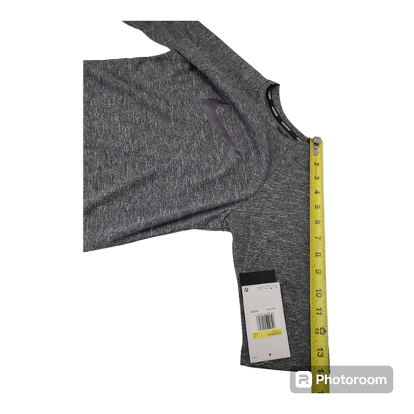 Nike Boys' Half Sleeve Hydro Rash Guard Heather Gray T-Shirt Size Small - Picture 12 of 12